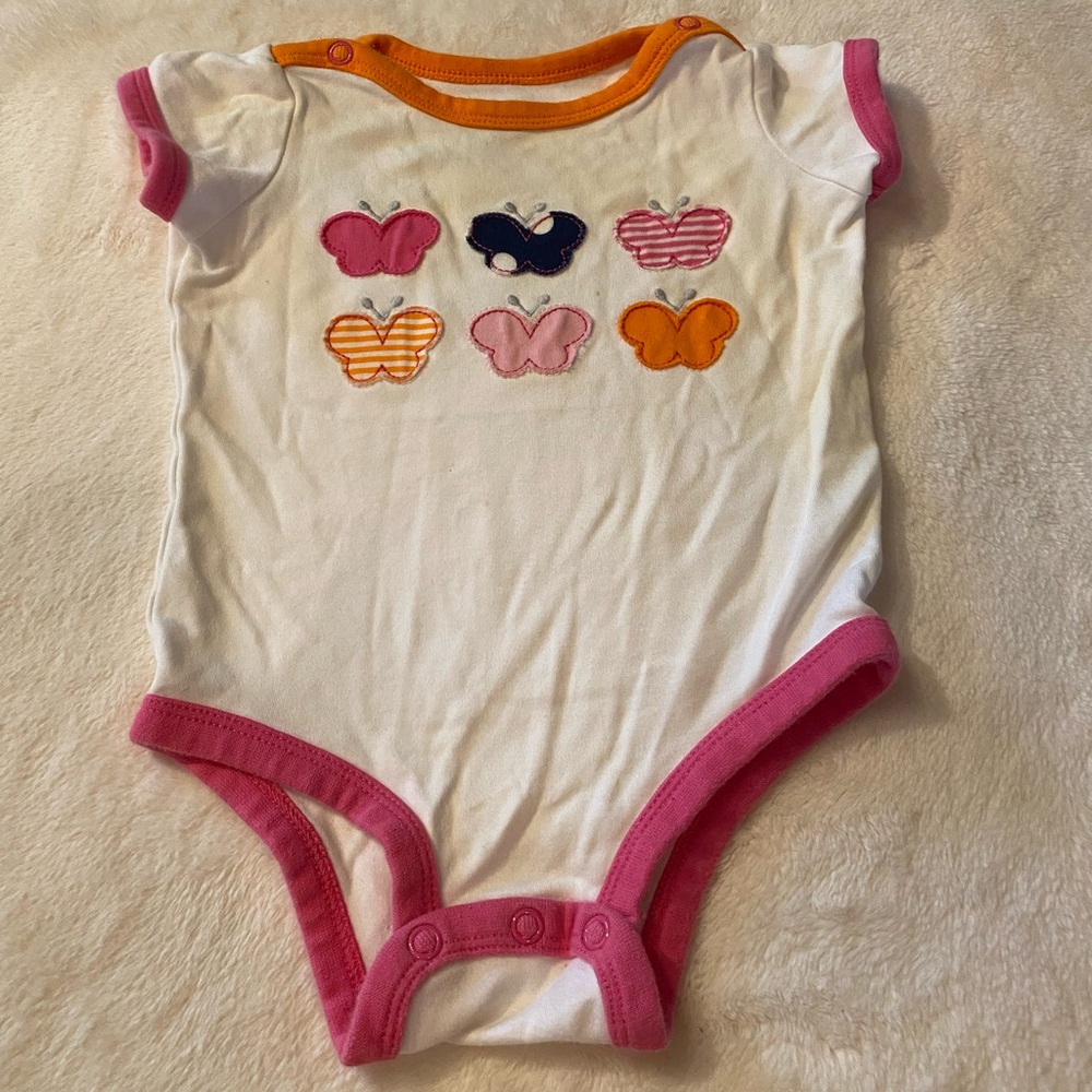 Giggle Baby Girl Onesie Size 3-6M